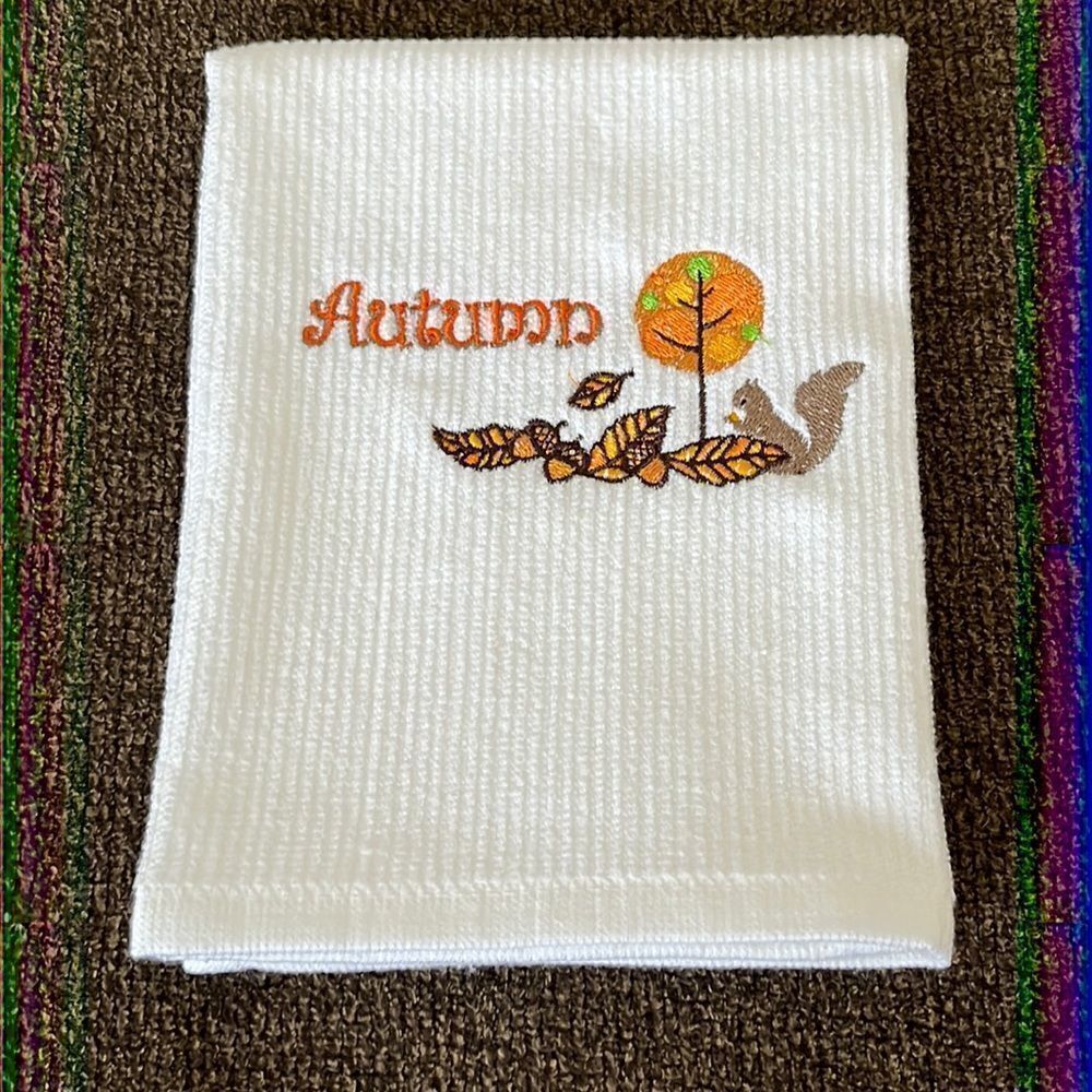 Autumn Custom Embroidered White Cotton Barmop Towel